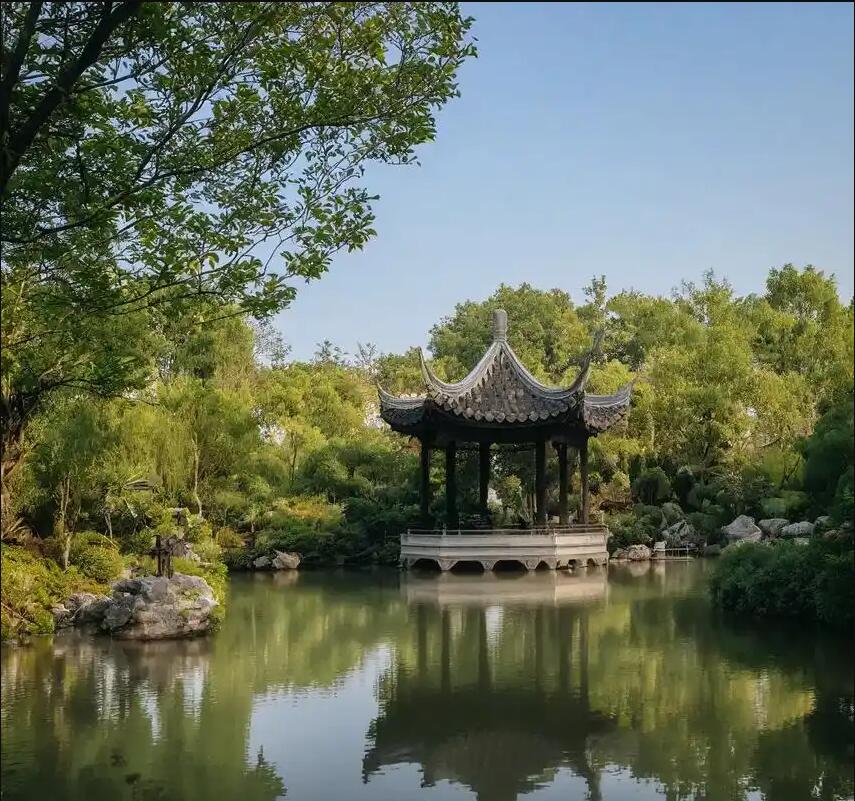 阳春狼狈餐饮有限公司